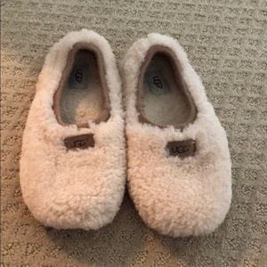 Ugh house slippers